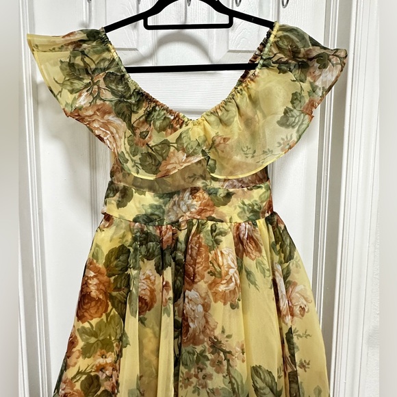 Selkie The Romance Novel Dress in Butter Rose - Picture 8 of 11